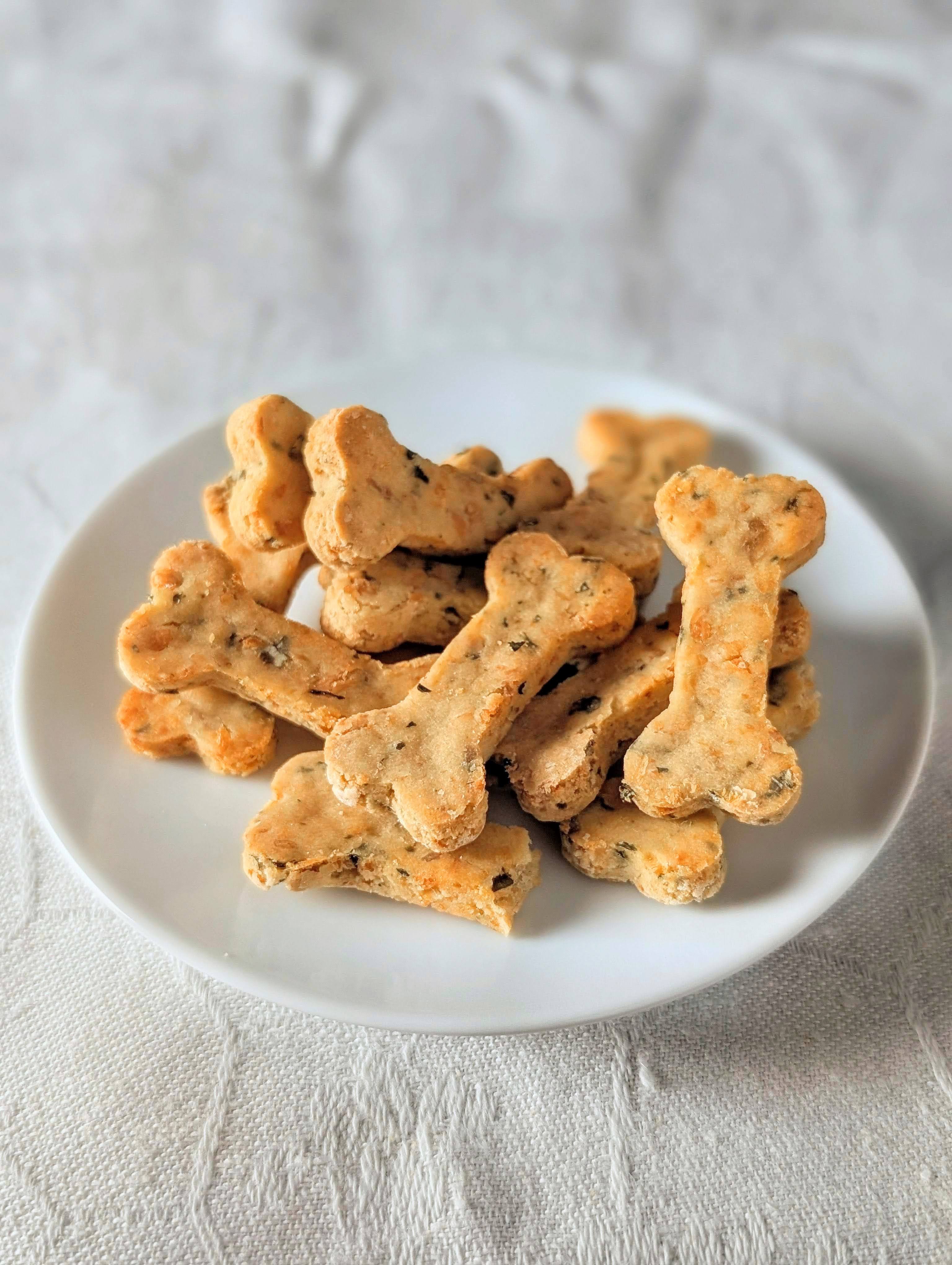 Photo de présentation du Biscuit saumon estragon & pomme de terre